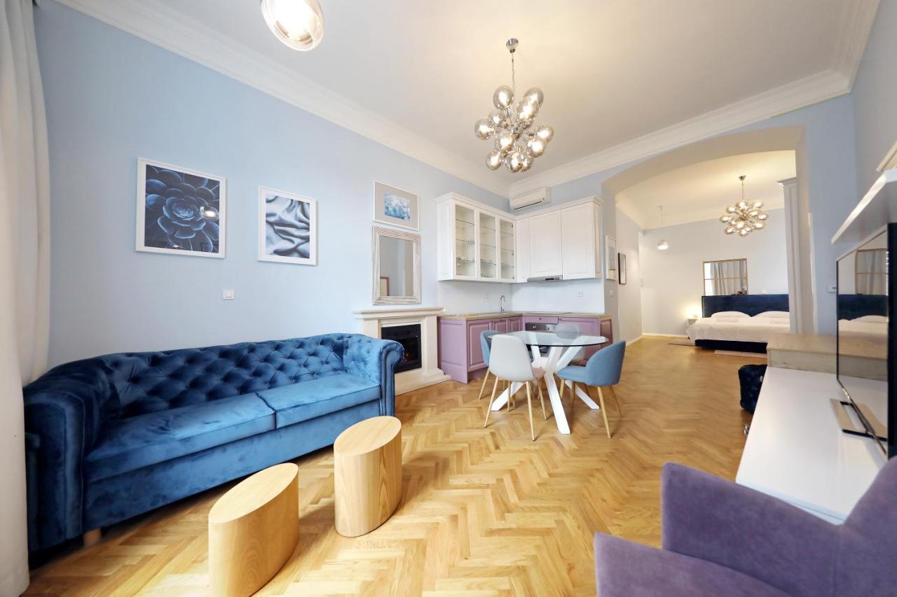 Swanky Central Apartments ซาเกร็บ ภายนอก รูปภาพ